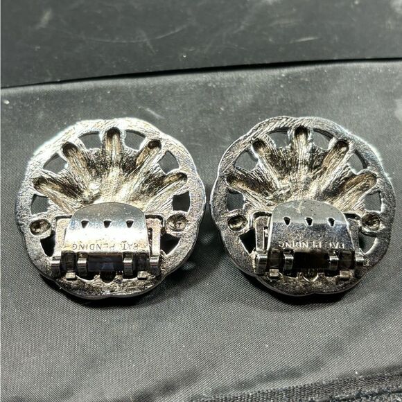 Set of 2 Vintage Silver Tone Large Shoe clips Metal Gold Pat.‎ Pending - Picture 3 of 4